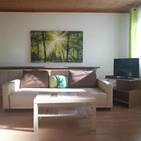 Homestay Komfortzimmer Haus Dervaritz *
