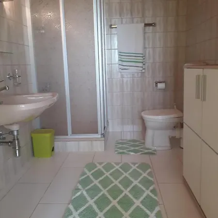 Privat bolig Komfortzimmer Haus Dervaritz *