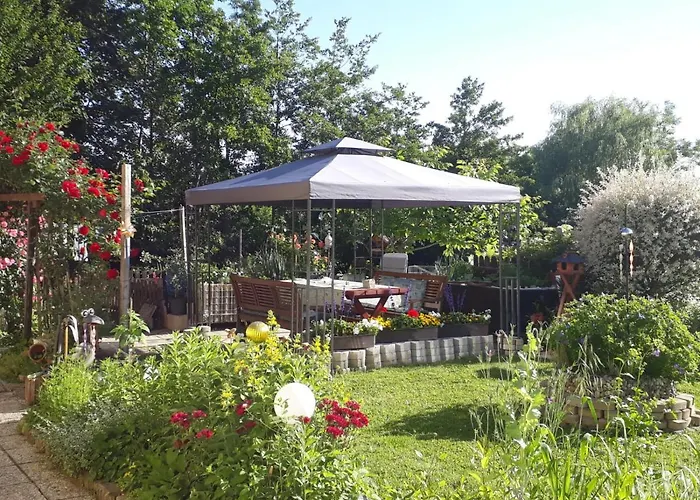 Homestay Komfortzimmer Haus Dervaritz *